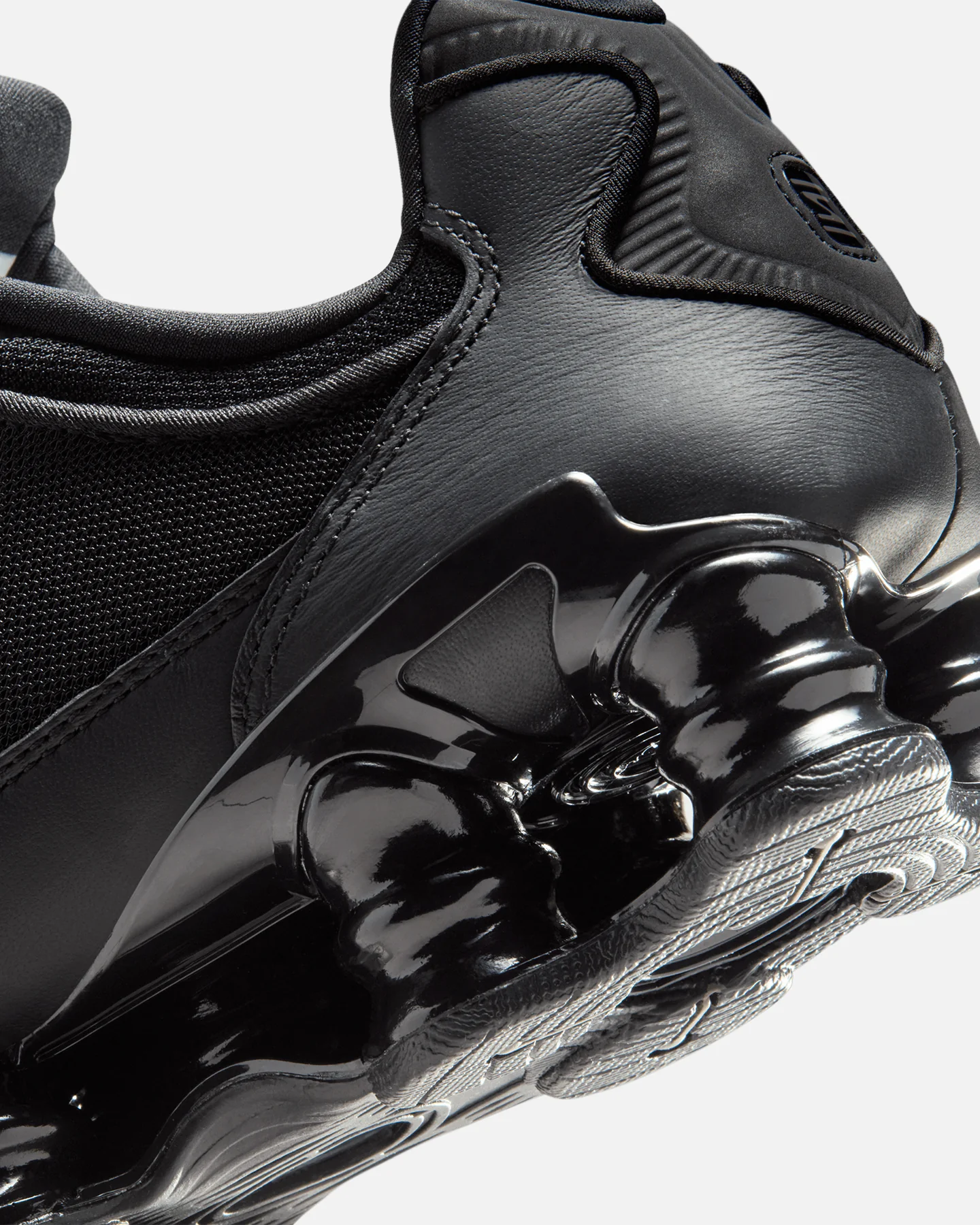 Nike Women's Shox TL Black/Black - Image 8