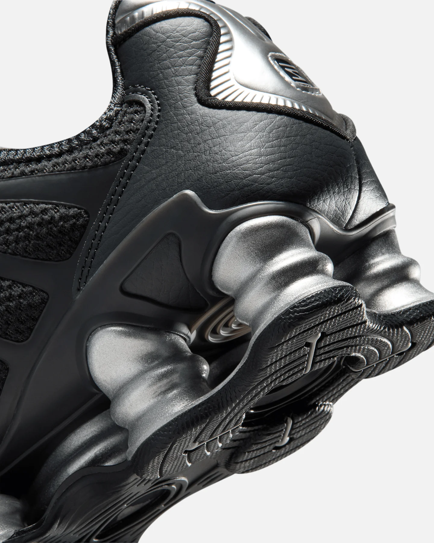Nike Women's Shox TL Off Noir - Image 8