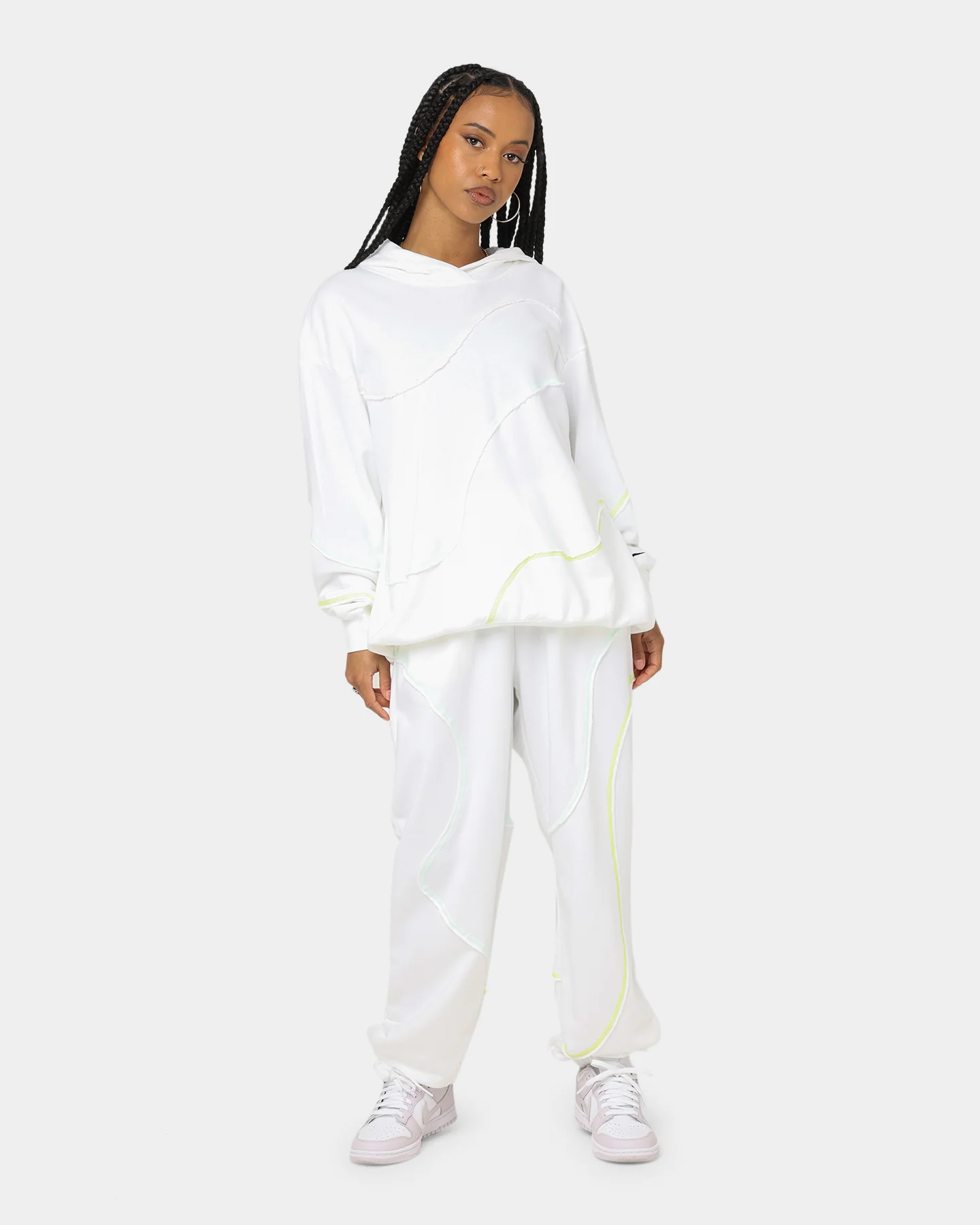 Nike Women's Swirl Track Pants White - Image 2