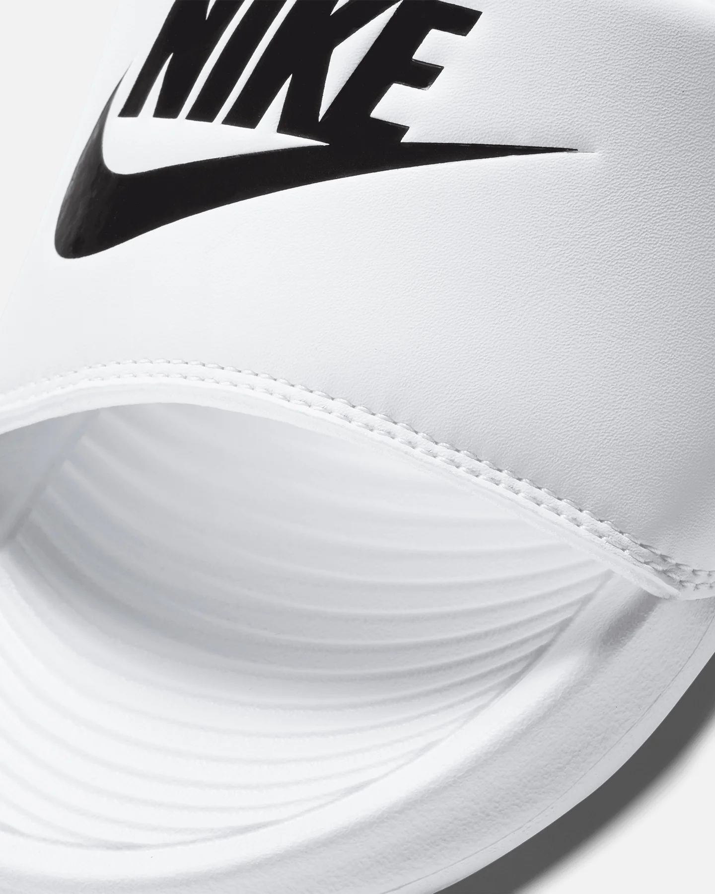 Nike Women's Victori One Slide White/Black - Image 5