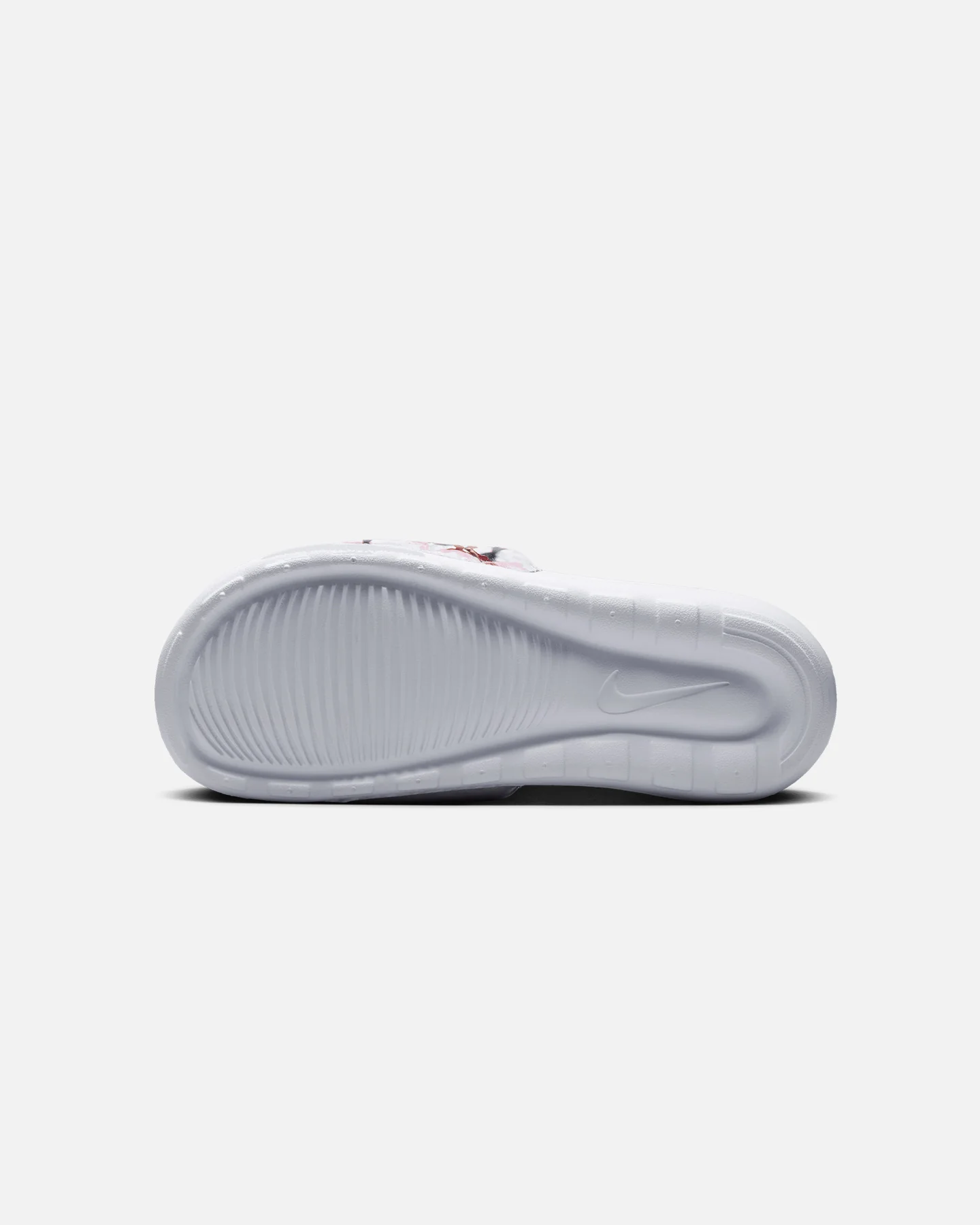 Nike Women's Victori One Slides White/White - Image 6