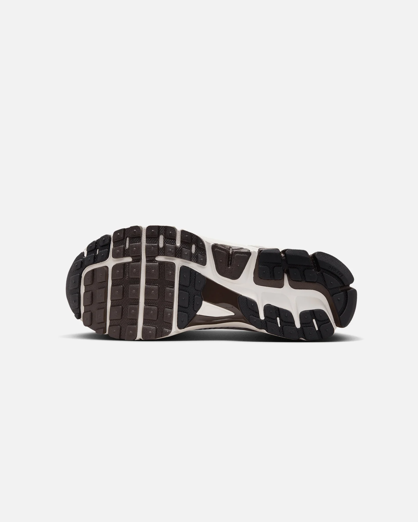 Nike Women's Zoom Vomero 5 Phantom/Mtlc Pl - Image 5
