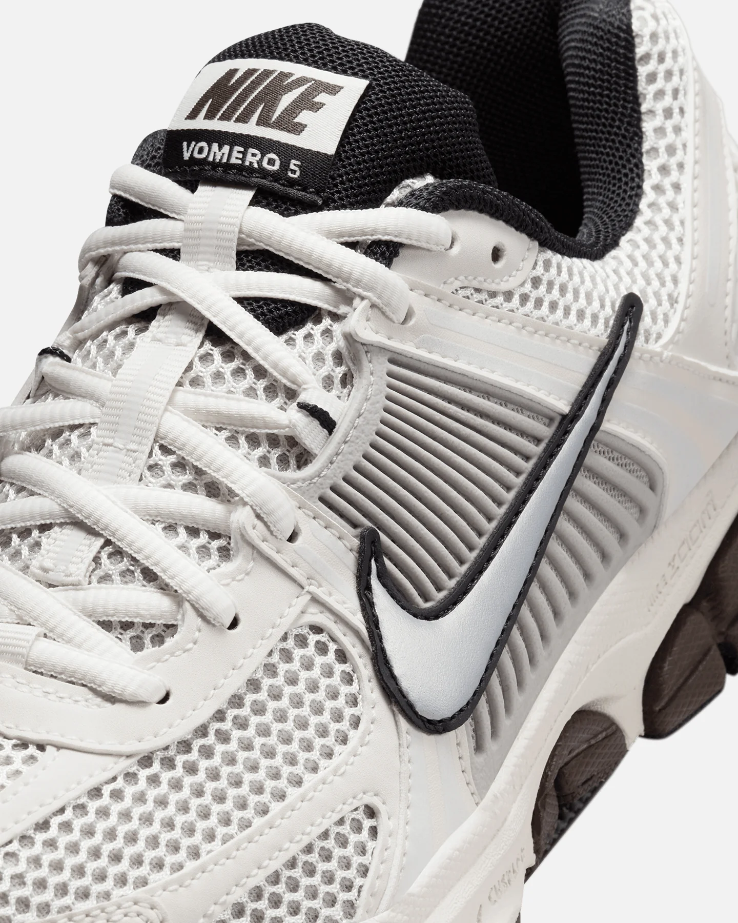 Nike Women's Zoom Vomero 5 Phantom/Mtlc Pl - Image 6