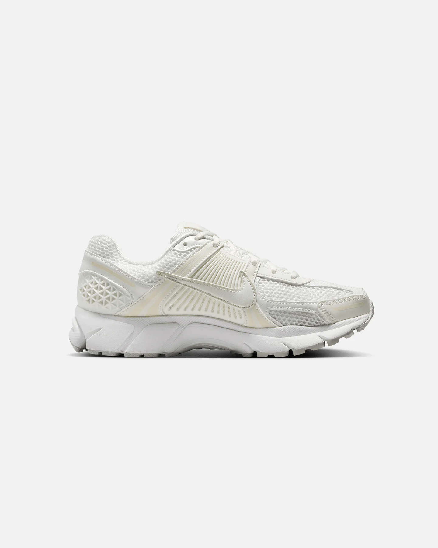 Nike Women's Zoom Vomero 5 Sail - Image 4