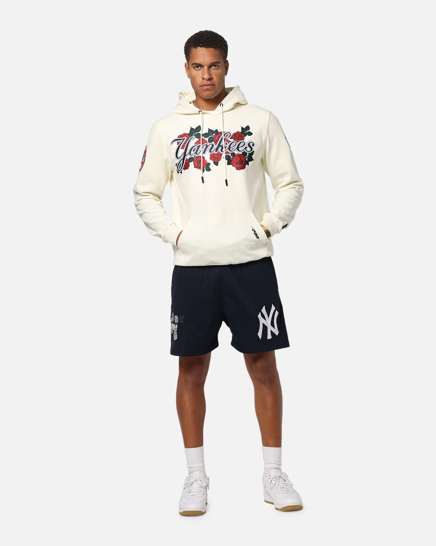Pro Standard New York Yankees Roses Mesh Shorts Navy - Image 2