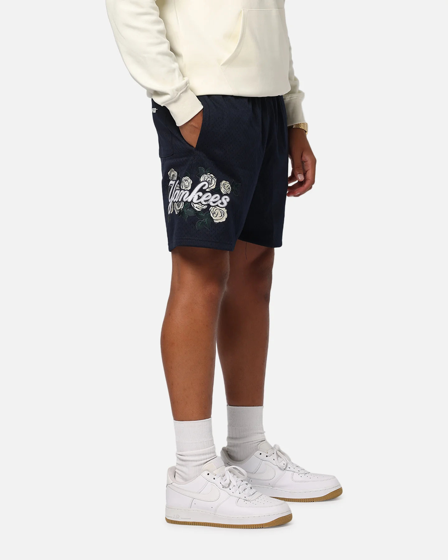 Pro Standard New York Yankees Roses Mesh Shorts Navy - Image 5