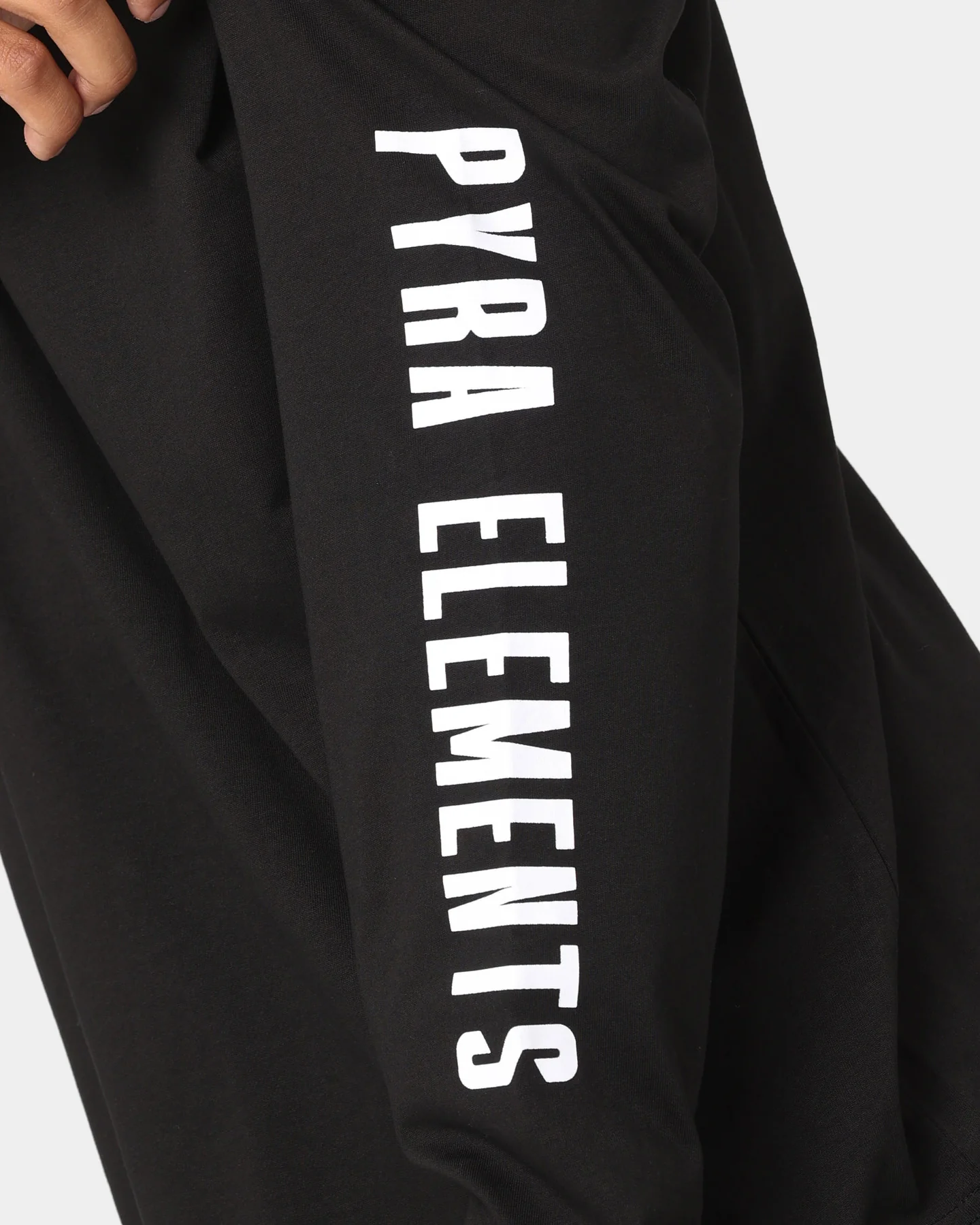 PYRA Legacy Long Sleeve T-Shirt Black/White - Image 9