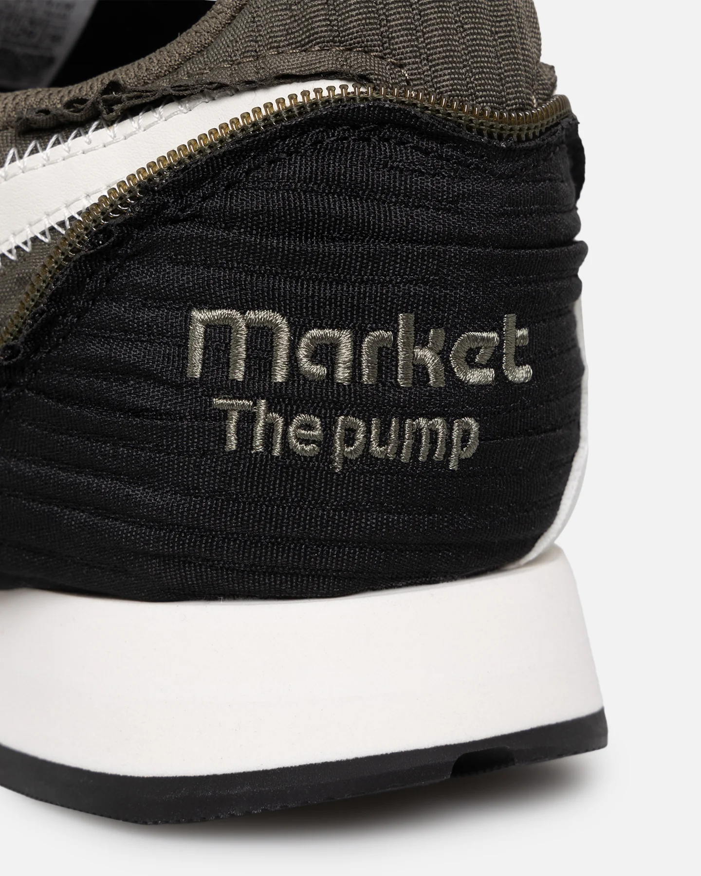 Reebok X MARKET Classic Leather Pump Army Green/Core Black - Image 11