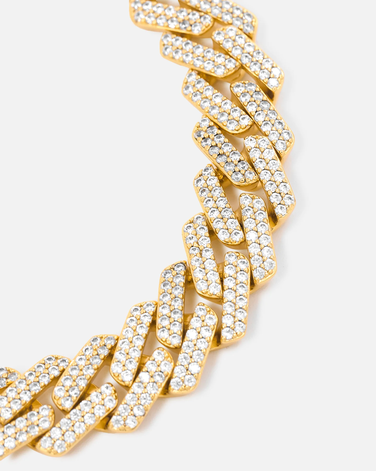 Saint Morta 18" 14mm Iced Interlink Chain Iced Gold - Image 5