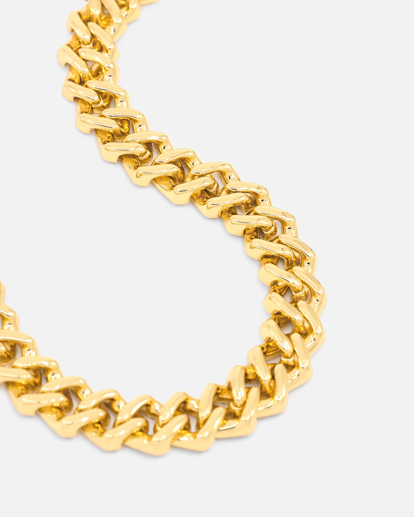 Saint Morta 18" 14mm Iced Interlink Chain Iced Gold - Image 6