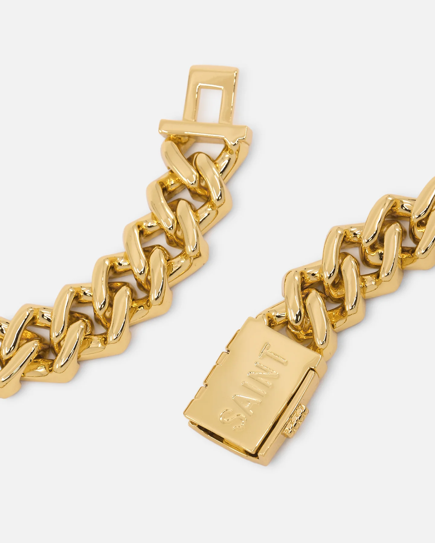 Saint Morta 18" 14mm Iced Interlink Chain Iced Gold - Image 8