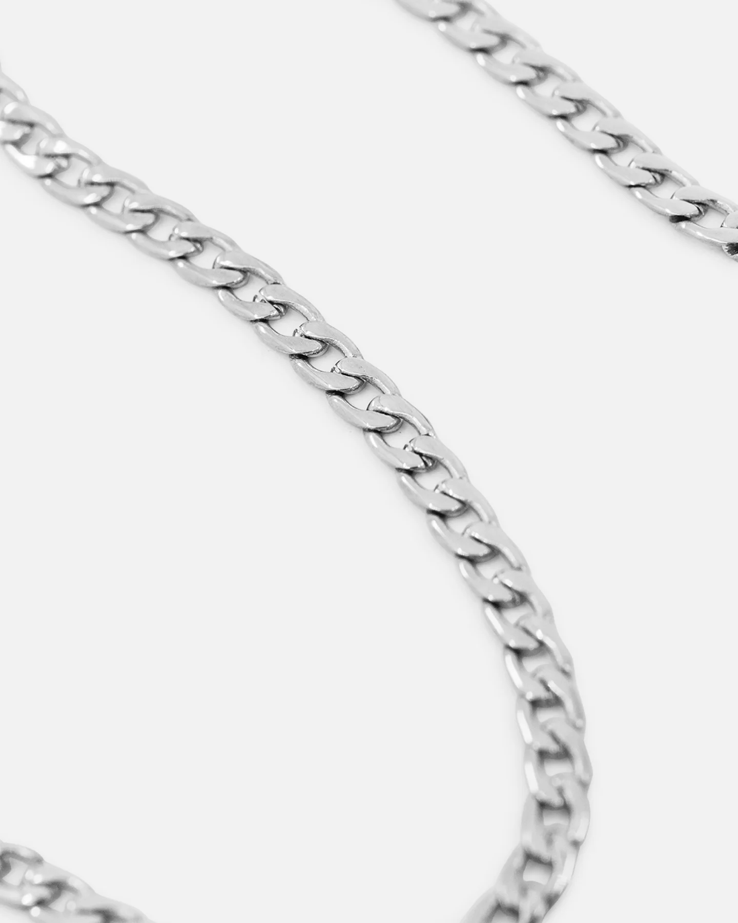 Saint Morta 3mm Smooth Cut Cuban Chain White Gold - Image 5