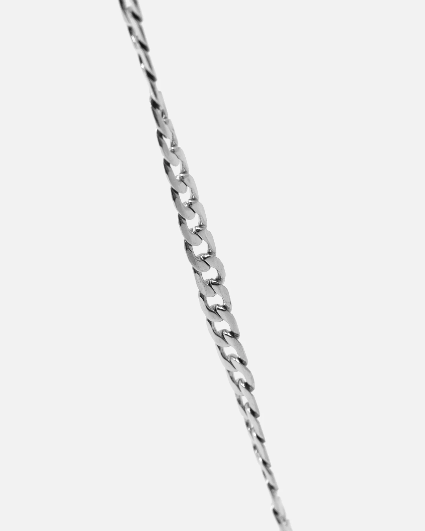 Saint Morta 4.3mm Smooth Cut Cuban Chain White Gold - Image 5