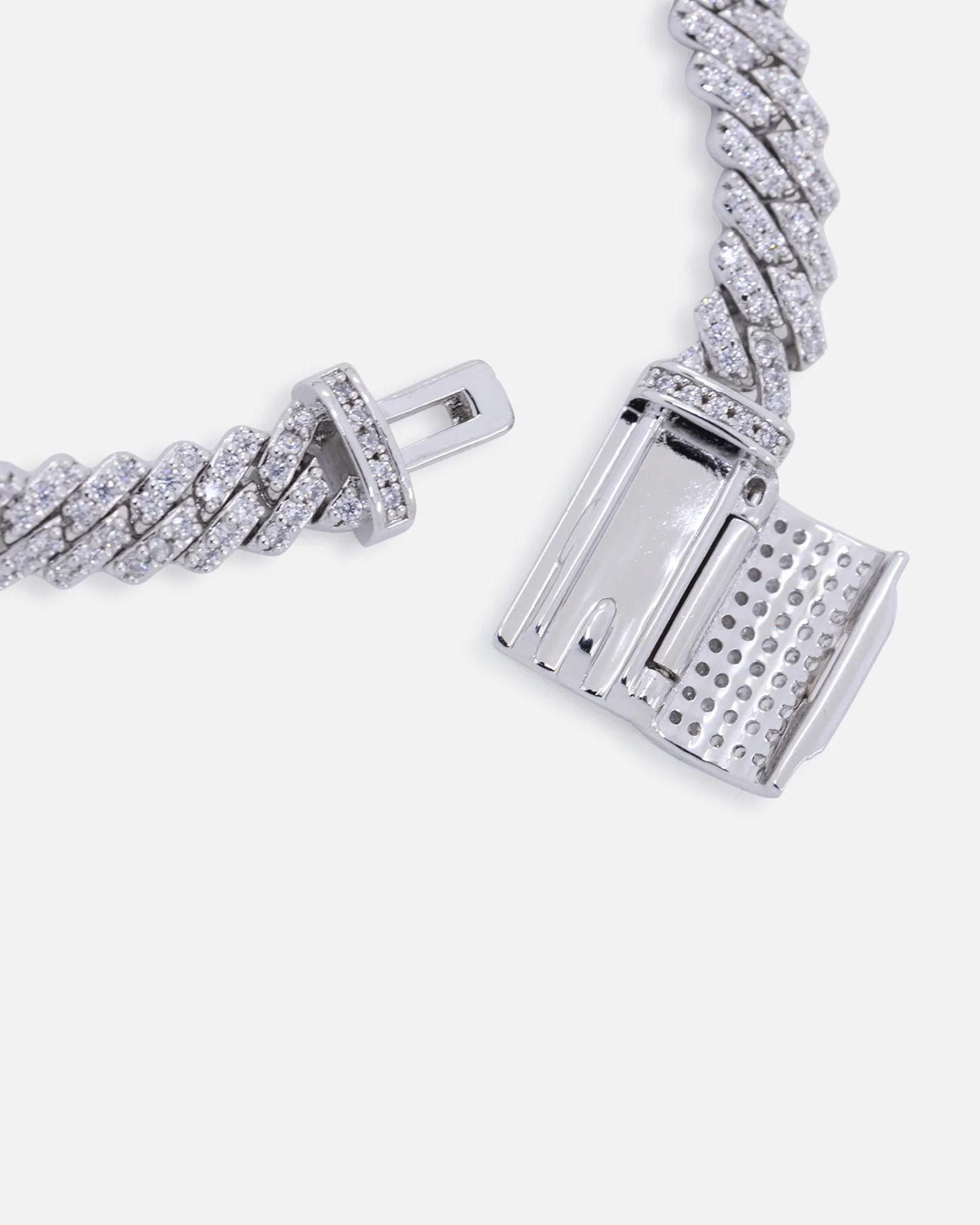 Saint Morta 6mm Iced Cuban Prong Bracelet Iced White Gold - Image 7