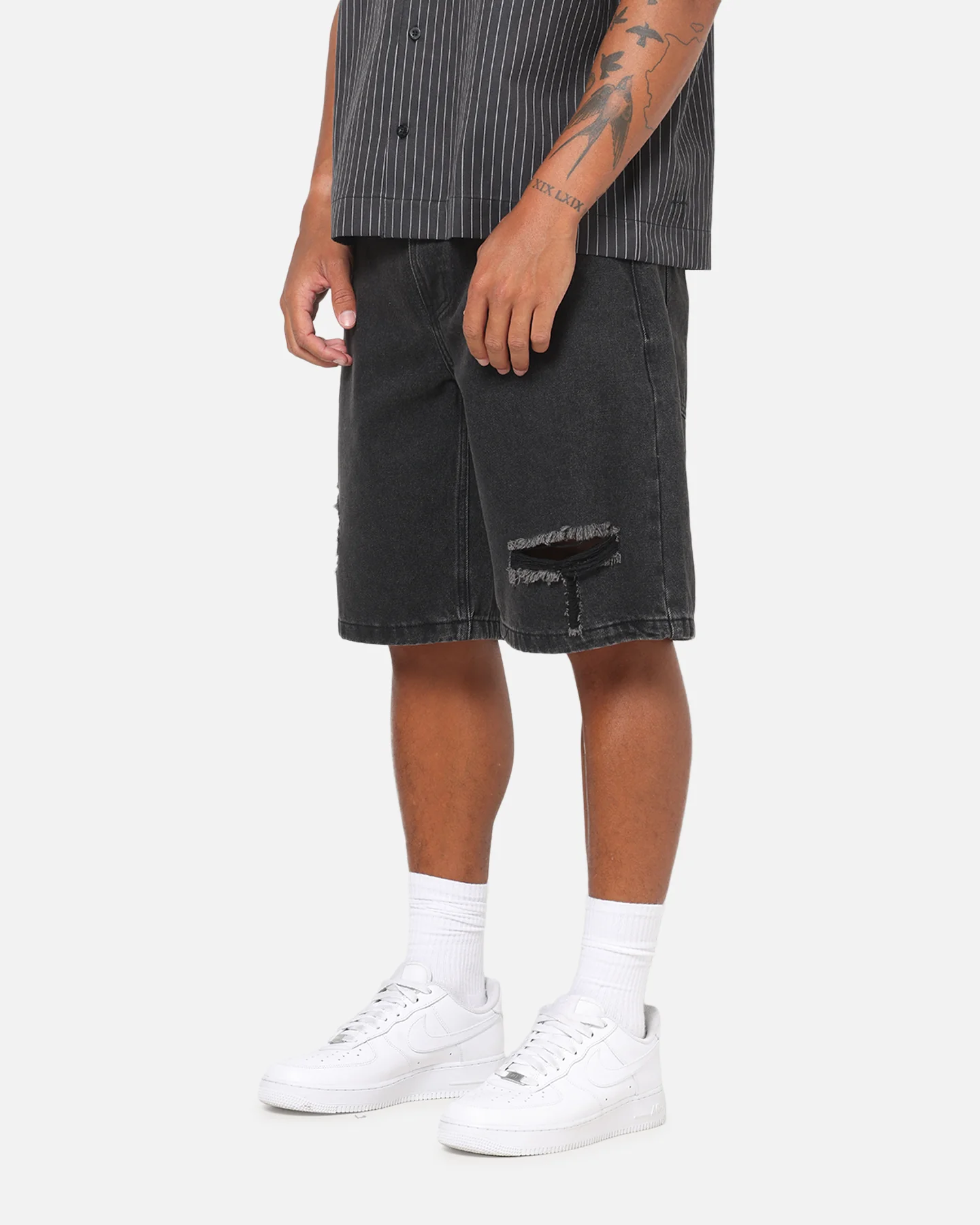 Saint Morta Amplus Distressed Jorts Black Shadow - Image 6