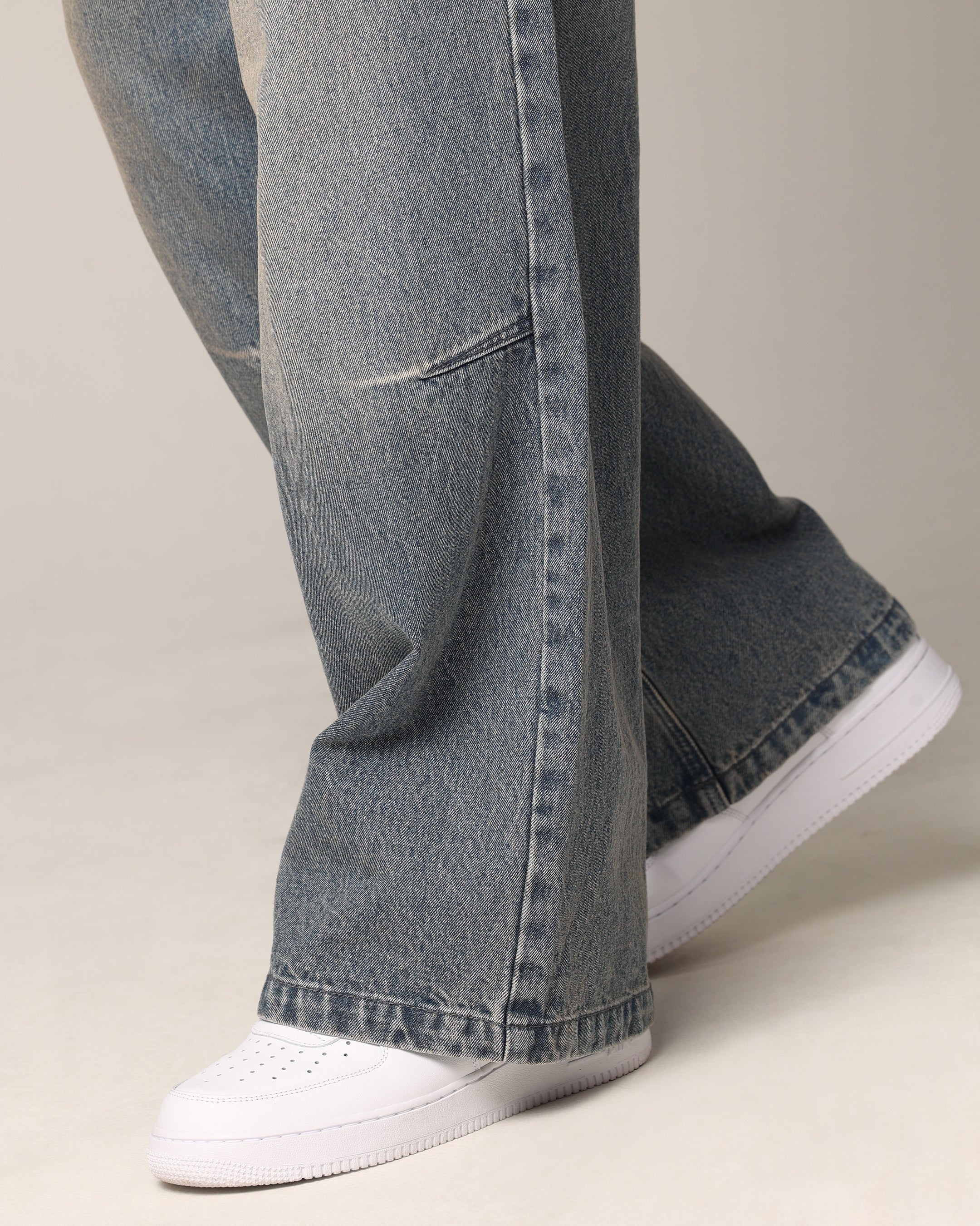 Saint Morta Amplus Jeans Dirty Denim - Image 4