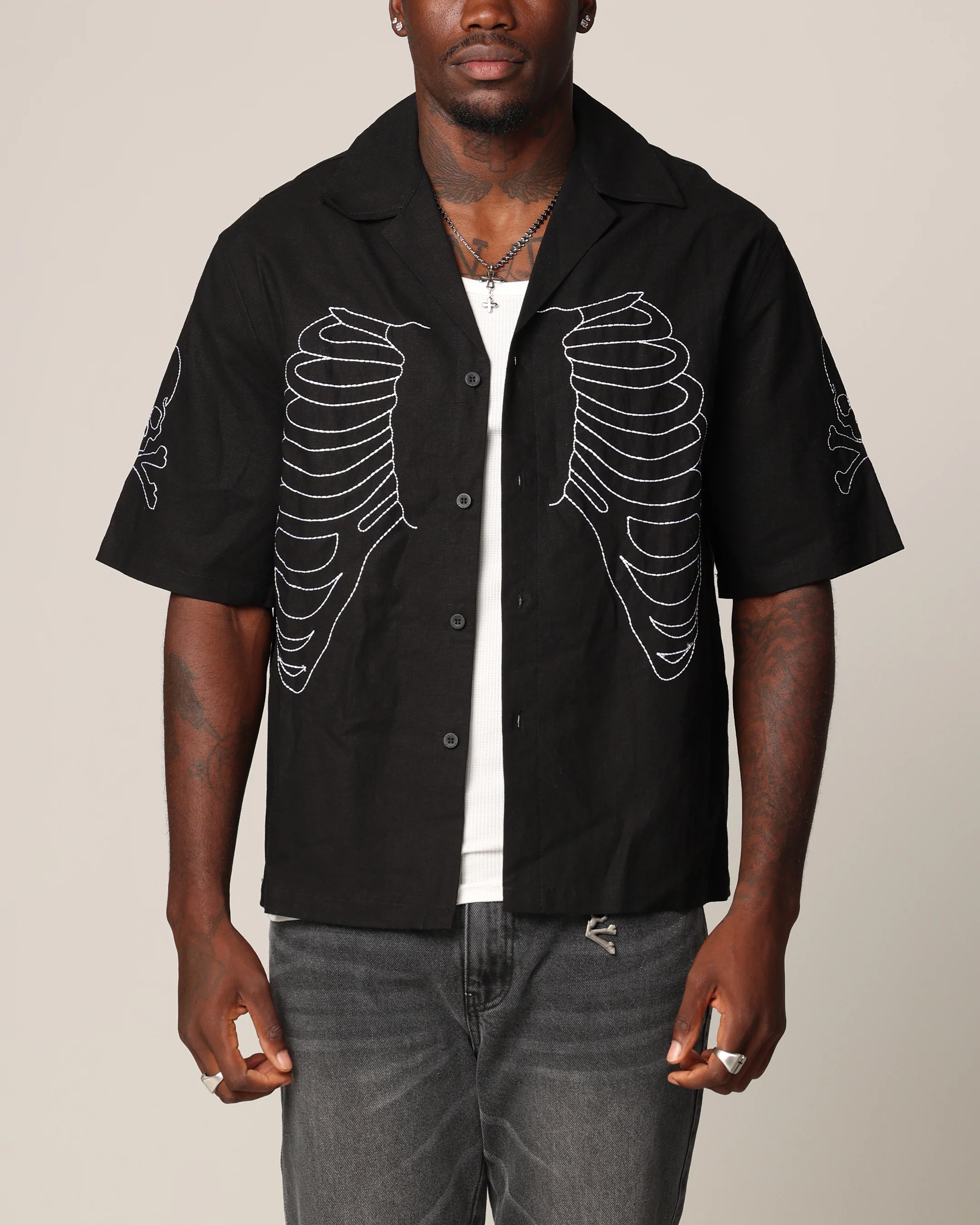 Saint Morta Lovely Bones Short Sleeve Linen Shirt Black