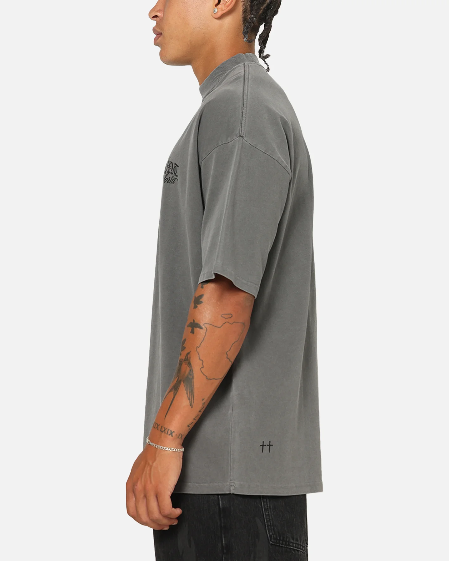 Saint Morta Serenity Mock Neck T-Shirt Washed Charcoal - Image 5