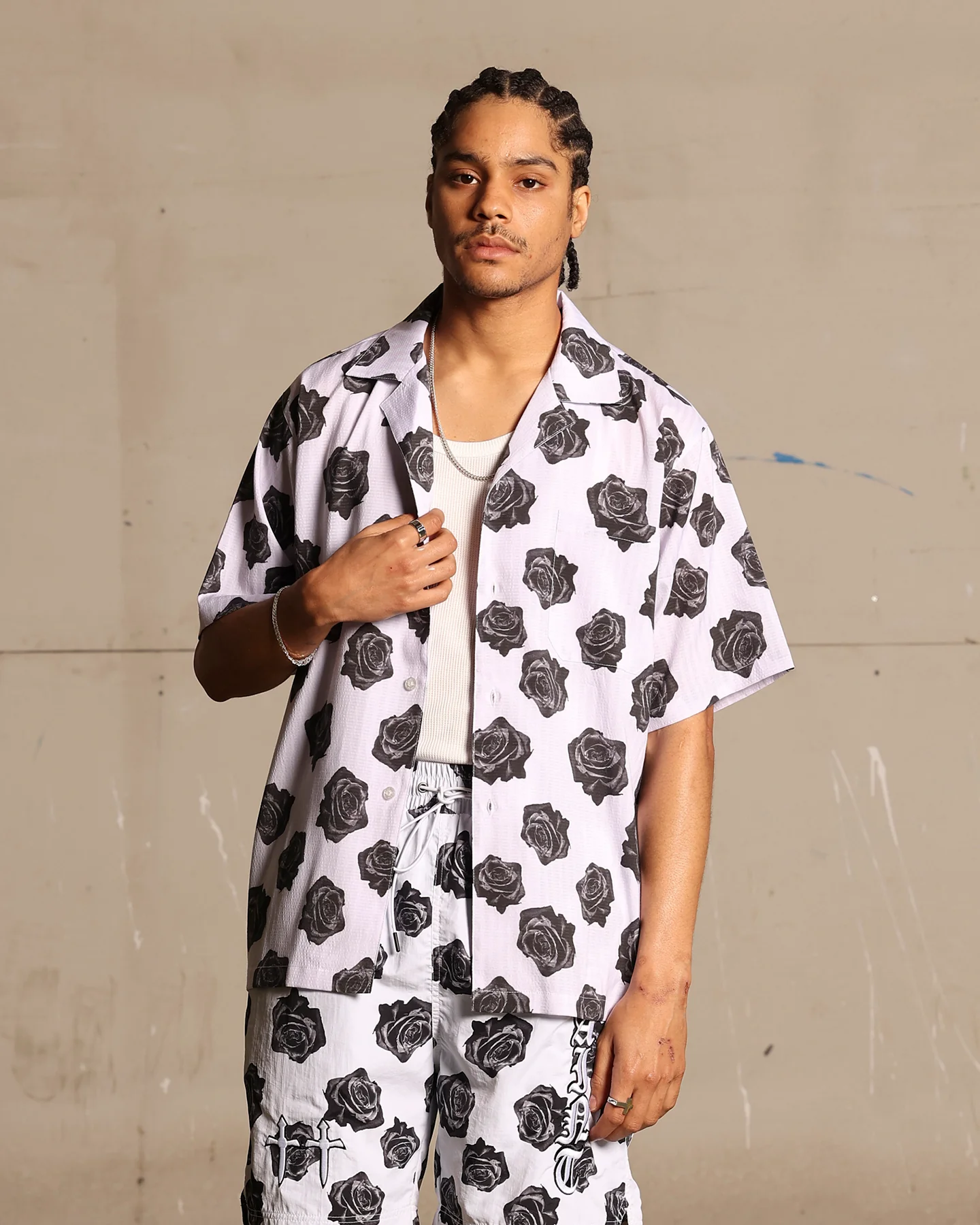 Saint Morta Vintage Rose Short Sleeve Shirt White - Image 3