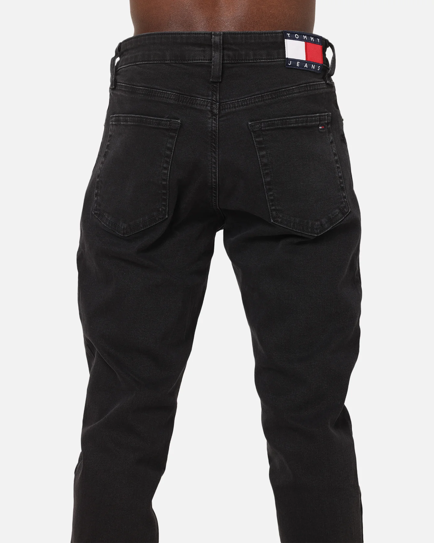 Tommy Jeans Austin Slim Tapered Jeans Washed Black Denim - Image 8