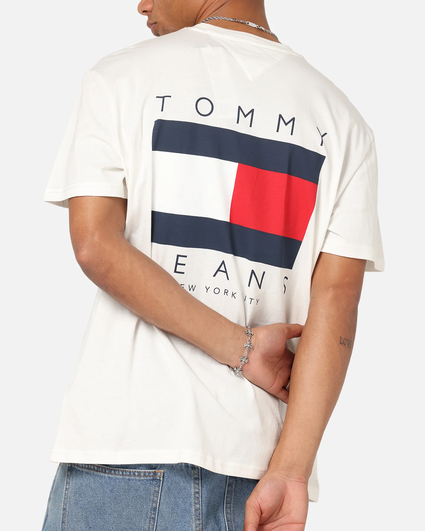 Tommy Jeans Regular Flag Graphic T-Shirt Ecru - Image 7
