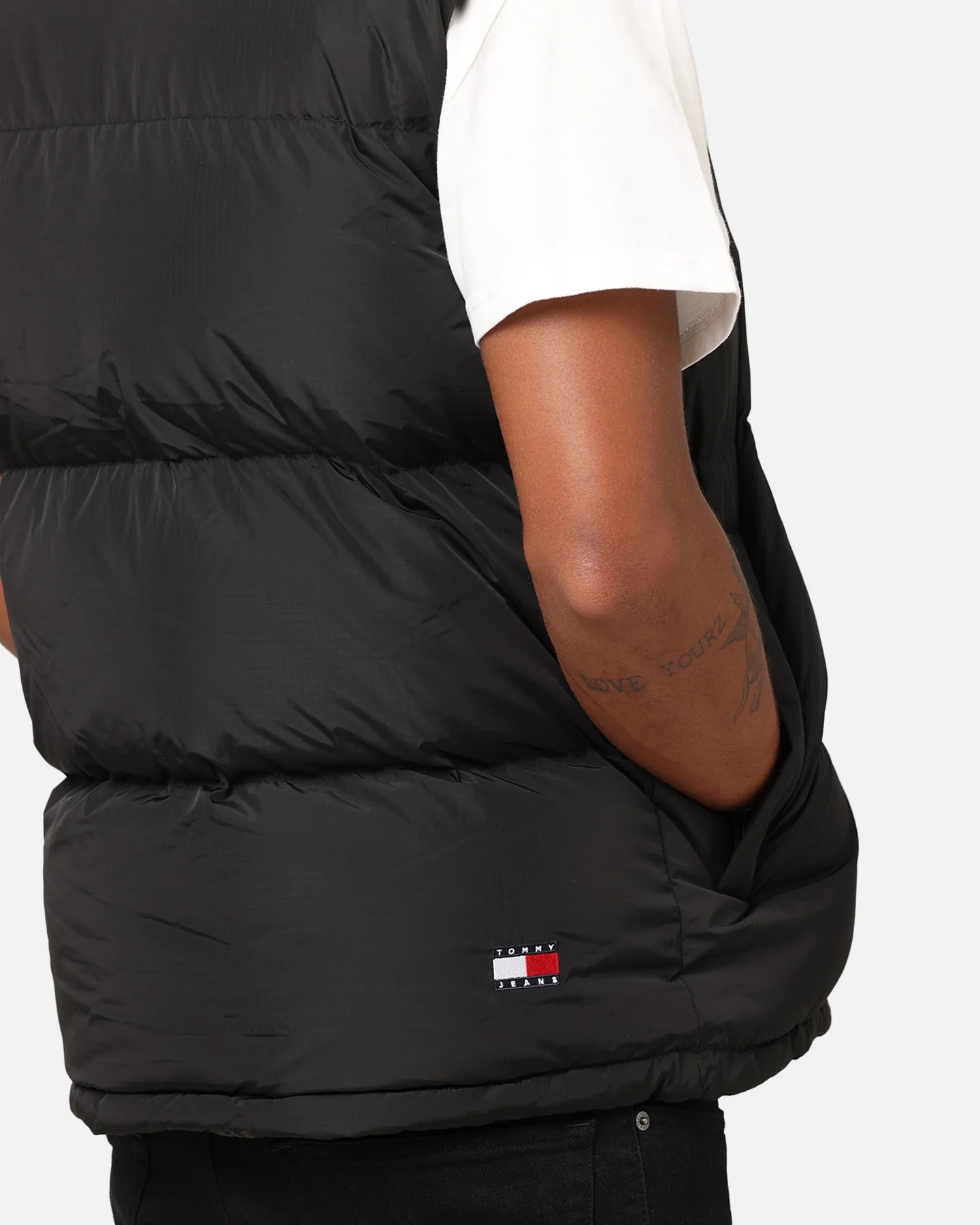Tommy Jeans TJM Alaska Vest Black - Image 7