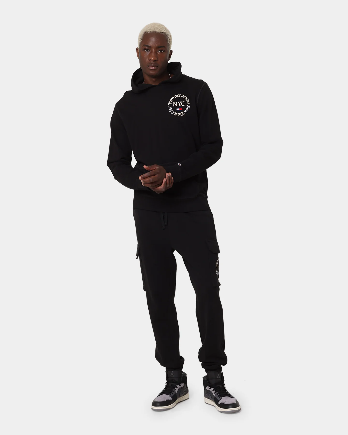 Tommy Jeans TJM Timeless Circle Hoodie Black - Image 2