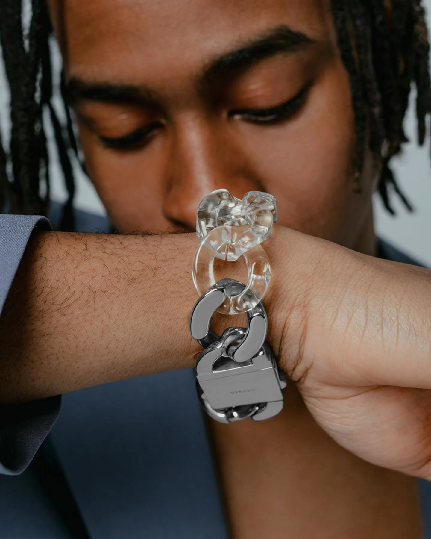 Vitaly Unisex Static Bracelet Clear/Stainless Steel - Image 3