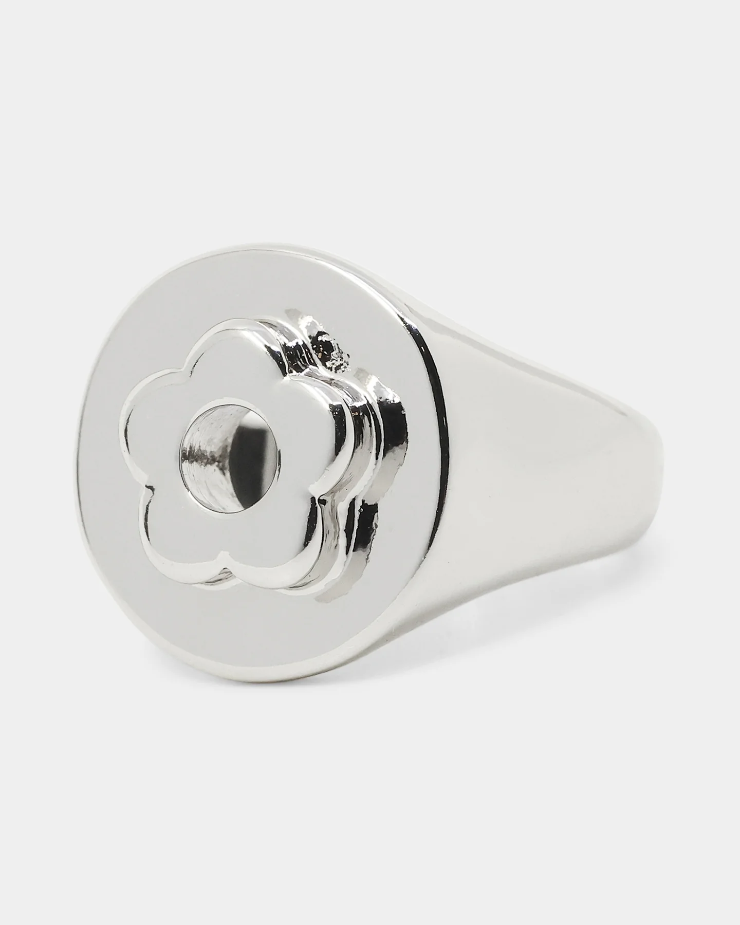 Wild For The Weekend Flower Power Signet Ring (Large) Silver - Image 4