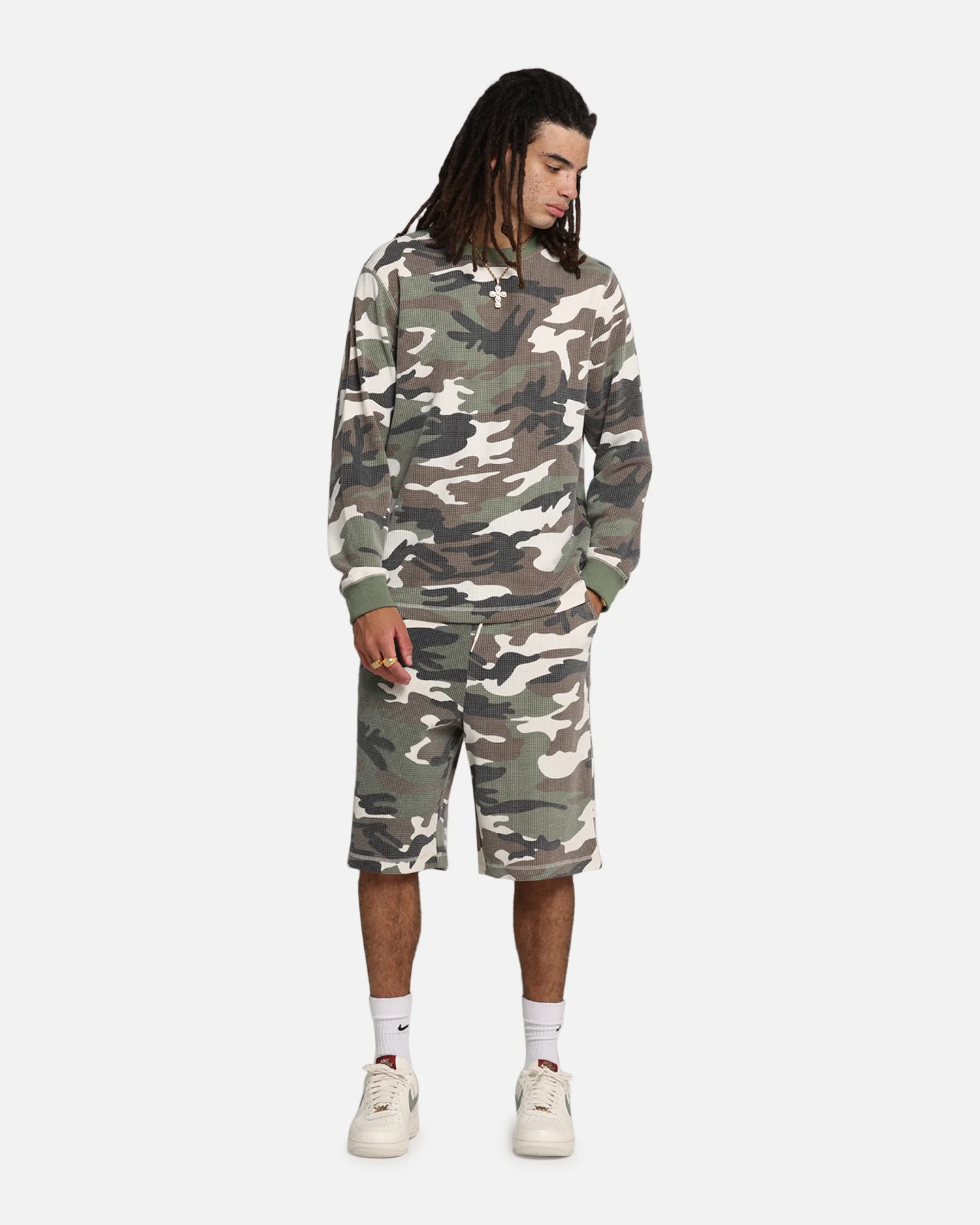 XXIII Printed Thermal Shorts Camo - Image 2