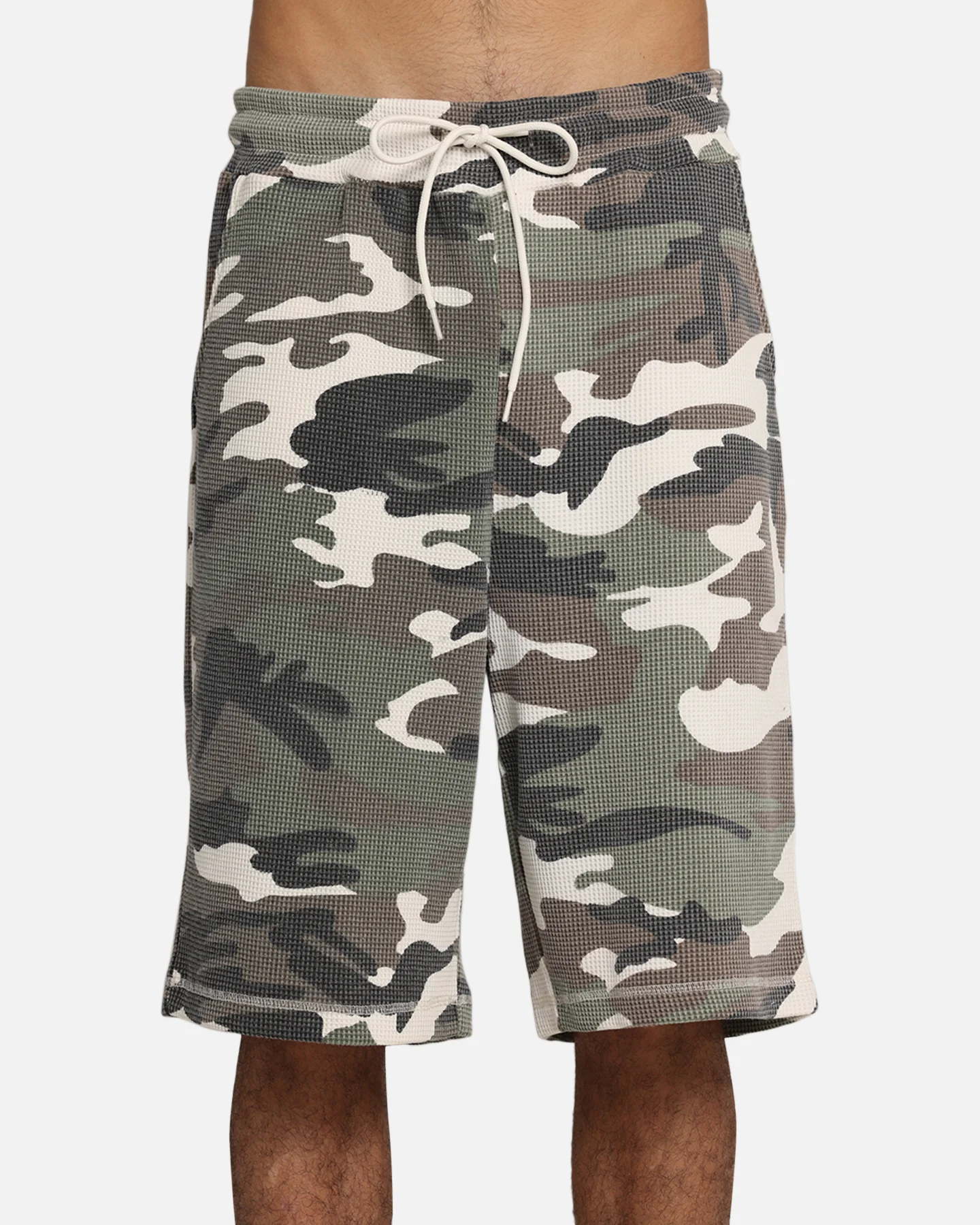 XXIII Printed Thermal Shorts Camo - Image 7